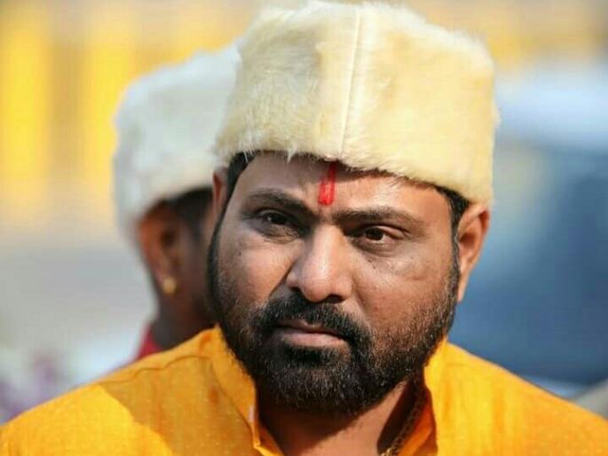 One commits suicide by threatening to broken house after tower; Crime case filed against BJP corporator Anand Rithe | टॉवर पाडल्यानंतर घरही पाडण्याच्या धमकीमुळे एकाची आत्महत्या; भाजप नगरसेवकाविरुद्ध गुन्हा दाखल One commits suicide by threatening to broken house after tower; Crime case filed against BJP corporator Anand Rithe | टॉवर पाडल्यानंतर घरही पाडण्याच्या धमकीमुळे एकाची आत्महत्या; भाजप नगरसेवकाविरुद्ध गुन्हा दाखल