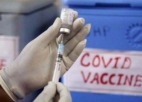 Corona Vaccination: Covishield vaccine will be available on Wednesday at 178 centers of Pune Municipal Corporation | Corona Vaccination : पुणे महापालिकेच्या १७८ केंद्रांवर बुधवारी कोविशिल्ड लस राहणार उपलब्ध Corona Vaccination: Covishield vaccine will be available on Wednesday at 178 centers of Pune Municipal Corporation | Corona Vaccination : पुणे महापालिकेच्या १७८ केंद्रांवर बुधवारी कोविशिल्ड लस राहणार उपलब्ध