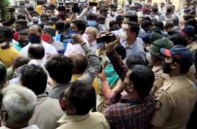 Pune Ambil Odha slum Action only after completing rehabilitation of citizens: Information of SRA CEO Rajendra Nimbalkar | Pune Ambil Odha slum: नागरिकांच्या पुनर्वसनाची तयारी पूर्ण, त्यानंतरच केली कारवाई; SRA सीईओंची माहिती