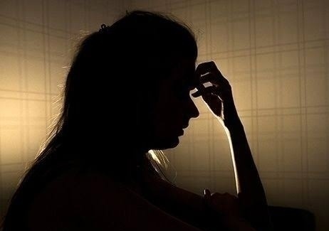 Youth arrested in pimpri due to molestation of a women | तू मला आवडतेस म्हणत महिलेचा विनयभंग; पिंपरीत तरुणाला अटक