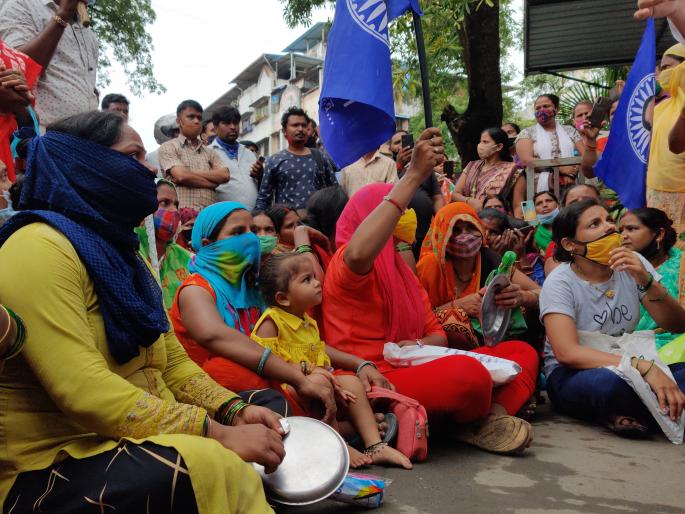 vanchit bahujan Aghadi Morcha Demand to file charges against corporators responsible for unauthorized construction | वंचित बहुजन आघाडीचा मोर्चा; अनधिकृत बांधकामास जबाबदार नगरसेवकांवर गुन्हे दाखल करण्याची मागणी vanchit bahujan Aghadi Morcha Demand to file charges against corporators responsible for unauthorized construction | वंचित बहुजन आघाडीचा मोर्चा; अनधिकृत बांधकामास जबाबदार नगरसेवकांवर गुन्हे दाखल करण्याची मागणी