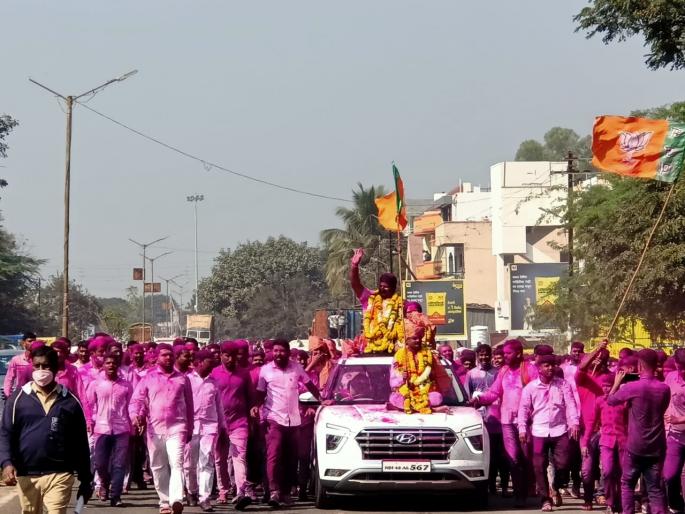 Breaking; BJP has a clear majority in the Malshiras Nagar Panchayat election results | Breaking; माळशिरस नगरपंचायत निवडणूक निकालात भाजपाला स्पष्ट बहुमत  Breaking; BJP has a clear majority in the Malshiras Nagar Panchayat election results | Breaking; माळशिरस नगरपंचायत निवडणूक निकालात भाजपाला स्पष्ट बहुमत