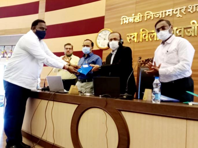 Rebellion of Congress candidates in Bhiwandi Municipal Corporation Standing Committee election | भिवंडी मनपा स्थायी समिती सभापती निवडणुकीत काँग्रेस उमेदवारांची पुन्हा बंडखोरी Rebellion of Congress candidates in Bhiwandi Municipal Corporation Standing Committee election | भिवंडी मनपा स्थायी समिती सभापती निवडणुकीत काँग्रेस उमेदवारांची पुन्हा बंडखोरी