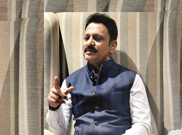 Beed, Majalgaon arson was not pre-planned, sparked discontent: Special IG Dnyaneshwar Chavan | बीड, माजलगाव जाळपोळ पूर्वनियोजित नव्हती, असंतोषाचा उद्रेक झाला: ज्ञानेश्वर चव्हाण Beed, Majalgaon arson was not pre-planned, sparked discontent: Special IG Dnyaneshwar Chavan | बीड, माजलगाव जाळपोळ पूर्वनियोजित नव्हती, असंतोषाचा उद्रेक झाला: ज्ञानेश्वर चव्हाण