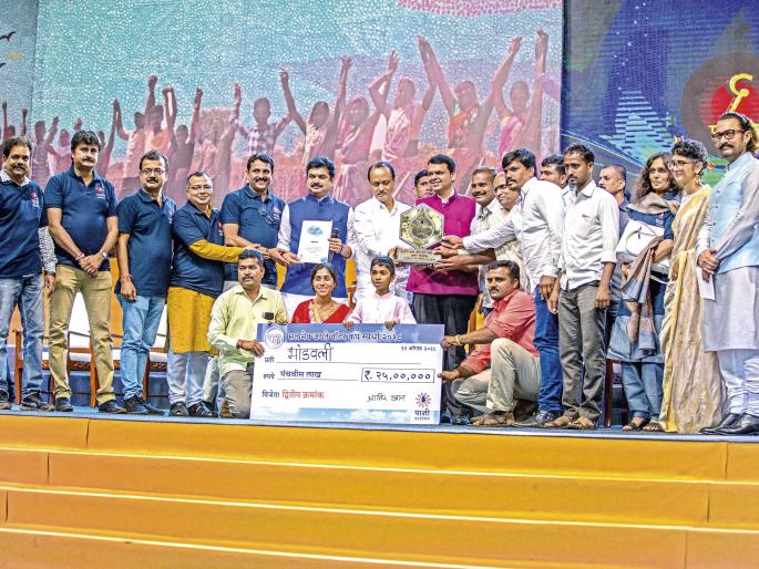 how Takewadi And Bhandavali these two villages scripted their Water Cup success story? | टाकेवाडी आणि भांडवली या दोन गावांनी कशी जिंकली वॉटर कप स्पर्धा? how Takewadi And Bhandavali these two villages scripted their Water Cup success story? | टाकेवाडी आणि भांडवली या दोन गावांनी कशी जिंकली वॉटर कप स्पर्धा?