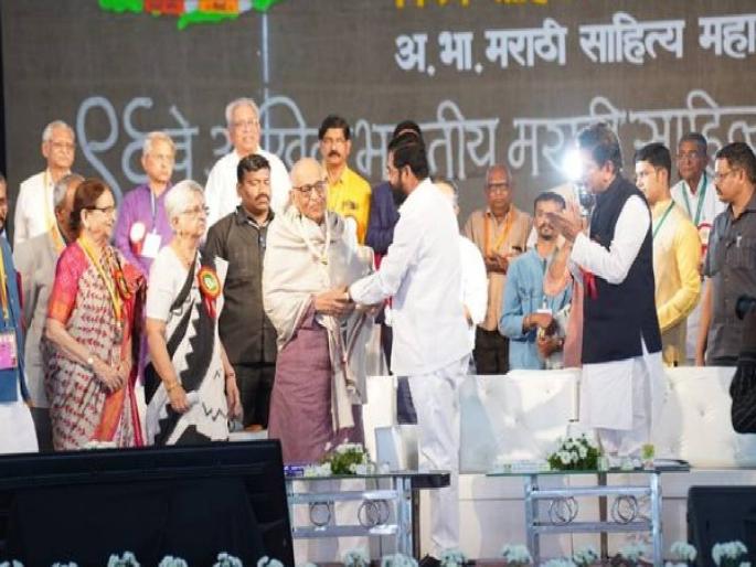 impression of Hindi literature was seen at the Akhil Bharatiya Marathi Sahitya Sammelan  | अखिल भारतीय मराठी साहित्य संमेलनावर हिंदी साहित्यिकांची छाप  impression of Hindi literature was seen at the Akhil Bharatiya Marathi Sahitya Sammelan  | अखिल भारतीय मराठी साहित्य संमेलनावर हिंदी साहित्यिकांची छाप