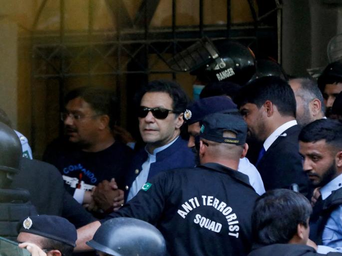 Imran Khan died in prison? Afghan media's big claim, stir in Pakistan | इम्रान खान यांची तुरुंगात हत्या? अफगाणी मीडियाचा मोठा दावा, पाकिस्तानात खळबळ...