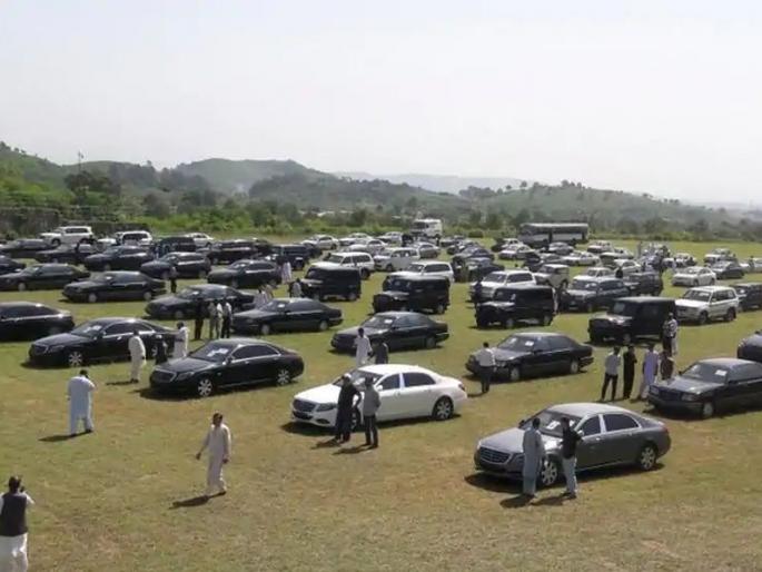 Prime Minister's Office Auction Trains | पंतप्रधान कार्यालयातील आलिशान गाड्यांचा लिलाव