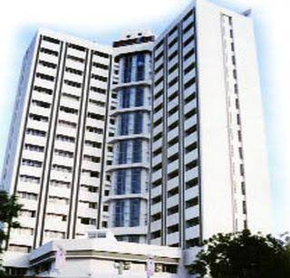 Start work on the subway | भुयारी गटारीच्या कामास सुरुवात Start work on the subway | भुयारी गटारीच्या कामास सुरुवात