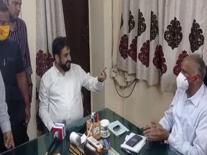 Attack on government employee, FIR registered against MP Imtiaz Jalil | सरकारी कर्मचाऱ्यावर हल्ला, खासदार इम्तियाज जलील यांच्याविरुद्ध गुन्हा