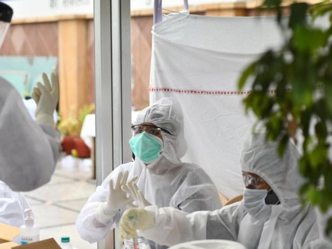 Coronavirus: 27 deaths in a single day in the state; 678 patients were registered during the day | Coronavirus: राज्यात एकाच दिवशी २७ मृत्यू; दिवसभरात ६७८ रुग्णांची नोंद Coronavirus: 27 deaths in a single day in the state; 678 patients were registered during the day | Coronavirus: राज्यात एकाच दिवशी २७ मृत्यू; दिवसभरात ६७८ रुग्णांची नोंद