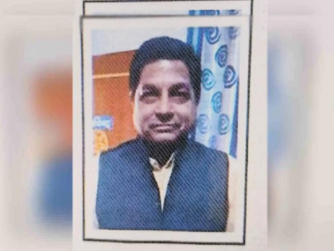 In Muzaffarnagar district of Uttar Pradesh, a person named Sudhir Kumar served in government job for 31 years by showing fake mark sheet | बनावट मार्कशीट दाखवून ३१ वर्ष केली सरकारी नोकरी; रिटायर्ड होताच झाली पोलखोल In Muzaffarnagar district of Uttar Pradesh, a person named Sudhir Kumar served in government job for 31 years by showing fake mark sheet | बनावट मार्कशीट दाखवून ३१ वर्ष केली सरकारी नोकरी; रिटायर्ड होताच झाली पोलखोल