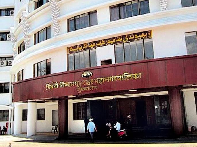 In the session, MLAs drew everyone's attention for basic facilities in the schools of Bhiwandi municipality   | भिवंडी मनपाच्या शाळांमध्ये मुलभूत सोयीसुविधांची वानवा; अधिवेशनात आमदारांनी वेधले सभागृहाचे लक्ष    In the session, MLAs drew everyone's attention for basic facilities in the schools of Bhiwandi municipality   | भिवंडी मनपाच्या शाळांमध्ये मुलभूत सोयीसुविधांची वानवा; अधिवेशनात आमदारांनी वेधले सभागृहाचे लक्ष