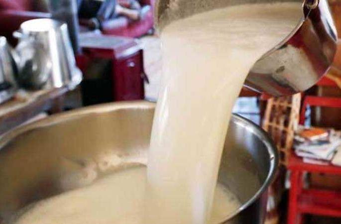 Incentive grants to strengthen milk production | दुध उत्पादनाला बळकटी देण्यासाठी प्रोत्साहनपर अनुदान