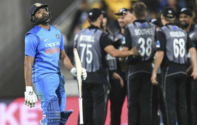 On the question of why India lost to New Zealand in the World Cup, answered by Ravi Shastri in his interview | विश्वचषकात भारत न्यूझीलंडविरुद्ध का हरला, या प्रश्नावर शास्त्रींनी दिले भन्नाट उत्तर