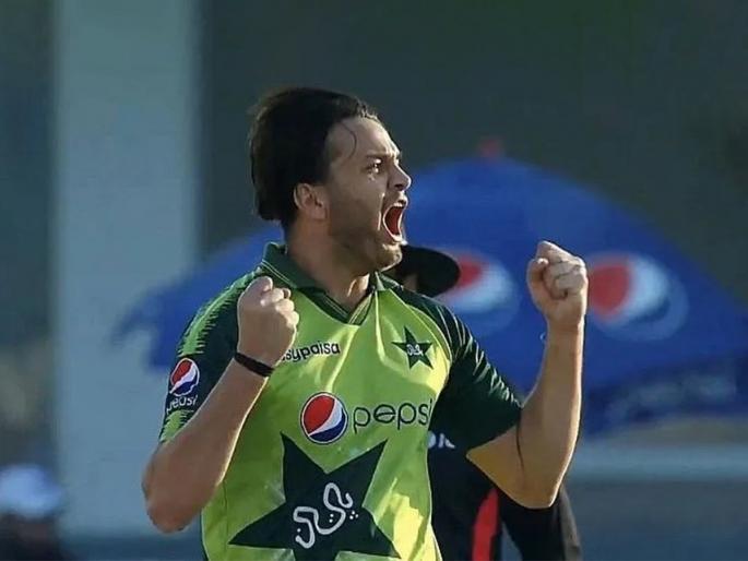 IND vs PAK I want to follow my father's footsteps and perform well said that pakistan bowler Usman Qadir   | IND vs PAK: "भारताविरुद्ध मला माझ्या वडिलांसारखी कामगिरी करायची आहे", उस्मान कादिरचे वक्तव्य