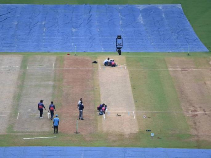 IND vs SA 1st ODI Live Updates : UPDATE:  Toss to take place at 3:30 PM IST and play will start at 3:45 PM IST if there are no further delays, Each team to play 40 overs per side.  | IND vs SA 1st ODI Live Updates : ४०-४० षटकांचा सामना, एका गोलंदाजाला ८ षटकं! जाणून घ्या सामन्याचे करेक्ट अपडेट्स