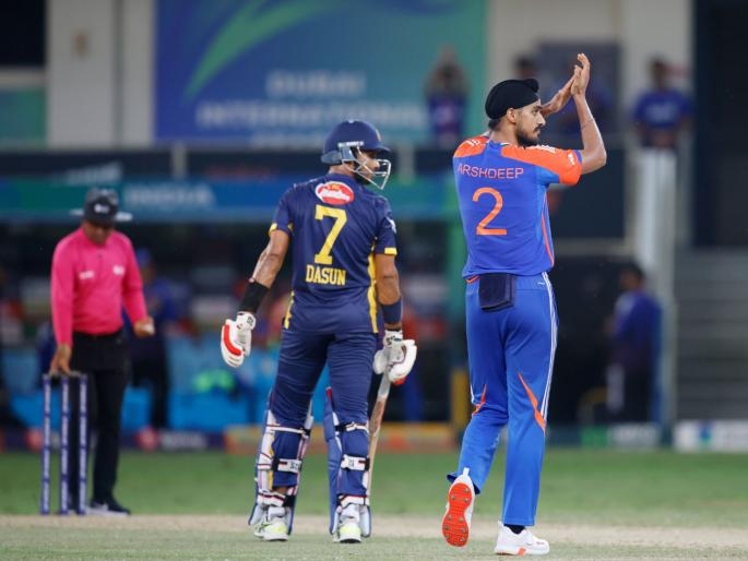 IND vs SL Asia Cup 2025 India defeat Sri Lanka with help of Super Over Arshdeep Singh Shine | सुपर ओव्हरचा थरार! श्रीलंका २ धावांवर All Out; पहिल्या बॉलवर मॅच संपवत टीम इंडियाचा विजयी 'षटकार'