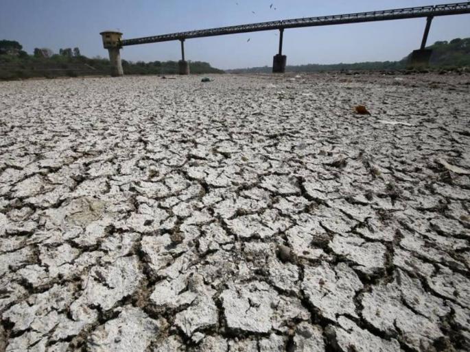 Insufficient pre monsoon rains put almost half of India on drought alert | देशातील निम्म्या भागावर दुष्काळाचं संकट? मोदी सरकारसमोर मोठं आव्हान Insufficient pre monsoon rains put almost half of India on drought alert | देशातील निम्म्या भागावर दुष्काळाचं संकट? मोदी सरकारसमोर मोठं आव्हान