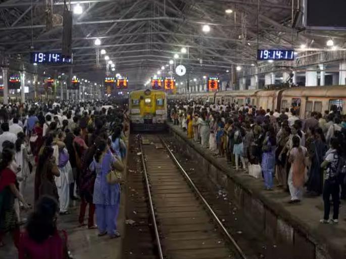 Death rate is higher than birth rate in 49 districts of the country, is India's population on the verge of decline? | देशातील ४९ जिल्ह्यांत जन्मदरापेक्षा मृत्यूदर अधिक, भारताची लोकसंख्या घटण्याच्या मार्गावर?  Death rate is higher than birth rate in 49 districts of the country, is India's population on the verge of decline? | देशातील ४९ जिल्ह्यांत जन्मदरापेक्षा मृत्यूदर अधिक, भारताची लोकसंख्या घटण्याच्या मार्गावर?