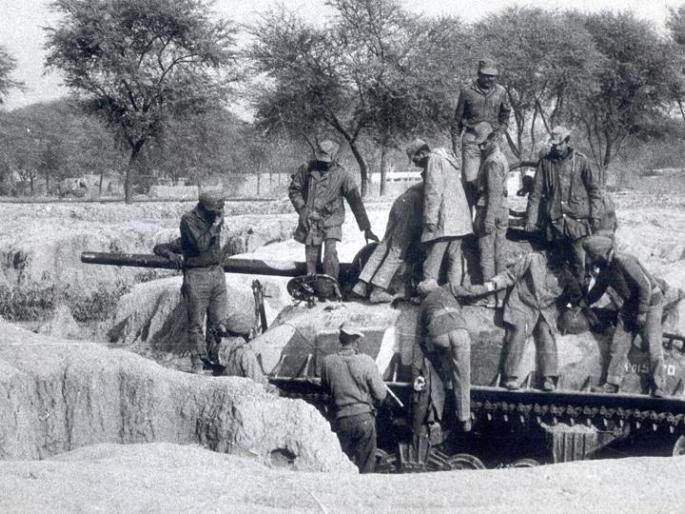 Witness of Indo-Pak war of '1971 'in Andorra village of Akola! | ‘१९७१’च्या भारत-पाक युद्धाचा साक्षीदार अकोल्यातील अंदुरा गावात!