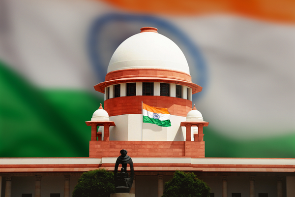 Don’t take action against companies that don’t pay workers in lockdowns | लॉकडाऊनमध्ये कामगारांना पगार न देणाऱ्या कंपन्यांवर कारवाई करू नका Don’t take action against companies that don’t pay workers in lockdowns | लॉकडाऊनमध्ये कामगारांना पगार न देणाऱ्या कंपन्यांवर कारवाई करू नका
