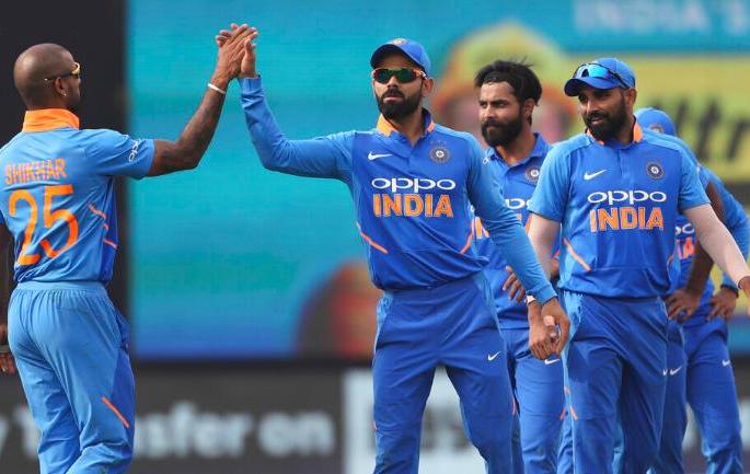 World Cup defeat repeats ... | विश्वचषक पराभवाची पुनरावृत्ती होते तेव्हा...