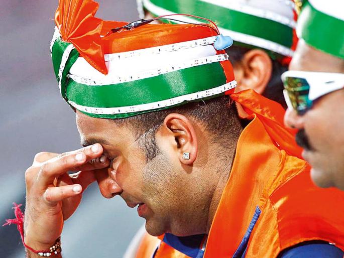 cricket & Indian sub continent, whats exactly wrong with cricket & fans emotional outburst? | क्रिकेटवेडय़ा देशांतले चाहते फक्त पराभवाने चिडलेत, की त्यात खेळापलिकडेही आणखी काही आहे? cricket & Indian sub continent, whats exactly wrong with cricket & fans emotional outburst? | क्रिकेटवेडय़ा देशांतले चाहते फक्त पराभवाने चिडलेत, की त्यात खेळापलिकडेही आणखी काही आहे?