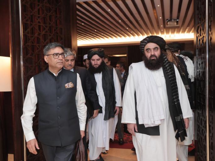 India steps up to help Afghanistan, holds important meeting with Taliban minister | अफगाणिस्तानच्या मदतीसाठी भारत सरसावला, तालिबानी मंत्र्यासोबत झाली महत्त्वपूर्ण बैठक India steps up to help Afghanistan, holds important meeting with Taliban minister | अफगाणिस्तानच्या मदतीसाठी भारत सरसावला, तालिबानी मंत्र्यासोबत झाली महत्त्वपूर्ण बैठक