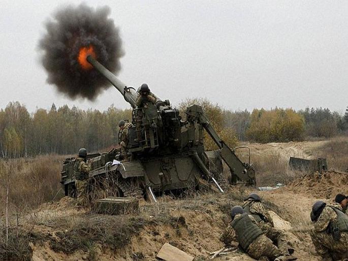 Indian Army used artillery guns to target terrorist camps in PoK after 2 jawans, a civilian were killed in Jammu and Kashmir's Kupwara | PoKमध्ये लष्कराची कारवाई; दहशतवाद्यांचे तळ उद्ध्वस्त, पाकचे 11 सैनिक व 22 दहशतवादी ठार Indian Army used artillery guns to target terrorist camps in PoK after 2 jawans, a civilian were killed in Jammu and Kashmir's Kupwara | PoKमध्ये लष्कराची कारवाई; दहशतवाद्यांचे तळ उद्ध्वस्त, पाकचे 11 सैनिक व 22 दहशतवादी ठार