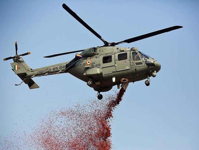 CoronaVirus News armed forces to hold fly past by showering flower petals to salute corona warriors kkg | CoronaVirus News: कोरोना योद्ध्यांना अनोखी मानवंदना; सैन्याकडून फ्लाय पास्टला सुरुवात