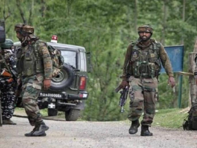 Encounter in Kathua, Jammu and Kashmir, two terrorists killed; five security personnel injured | जम्मू-काश्मीरमधील कठुआमध्ये चकमक, दोन दहशतवादी ठार; पाच सुरक्षा कर्मचारी जखमी