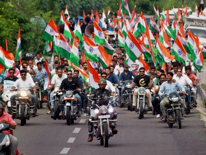 74 percent of Indians think that their country is on the right track | 74 टक्के भारतीयांना वाटतं आपला देश योग्य मार्गावर 74 percent of Indians think that their country is on the right track | 74 टक्के भारतीयांना वाटतं आपला देश योग्य मार्गावर