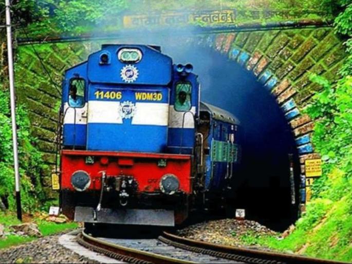 waiting for ticket booking increased during summer holidays | सुट्ट्या घालवायला रेल्वेने जाताना वेळीच करा तिकिट कन्फर्म, 'या' गाड्यांची वेटिंग लिस्ट संपेना waiting for ticket booking increased during summer holidays | सुट्ट्या घालवायला रेल्वेने जाताना वेळीच करा तिकिट कन्फर्म, 'या' गाड्यांची वेटिंग लिस्ट संपेना
