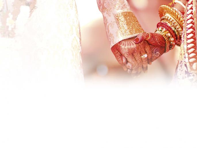 who is responsible for the Big wedding events & wastage of money, who will stop this ? | लग्नाचं इव्हेण्टीकरण रोखण्याची जबाबदारी तरुण मुलं स्वीकारतील का? who is responsible for the Big wedding events & wastage of money, who will stop this ? | लग्नाचं इव्हेण्टीकरण रोखण्याची जबाबदारी तरुण मुलं स्वीकारतील का?