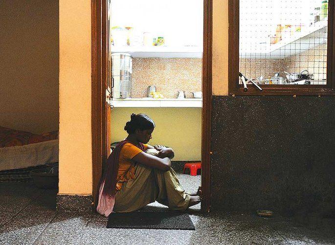 Create a strategy to prevent ‘four-walled’ crimes; Home Minister's focus | ‘चार भिंतीच्या आड’ होणाऱ्या गुन्ह्यांना रोखण्यासाठी स्ट्रॅटेजी तयार करा; गृहमंत्र्यांचा फोकस