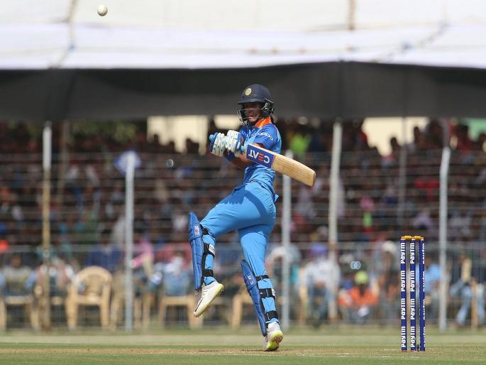 Not India, Australia favorites in T20 women world cup 2020, say Harsha Bhogle | ट्वेंटी-20 वर्ल्ड कप स्पर्धेत भारत नव्हे तर ऑस्ट्रेलिया फेव्हरिट; हर्षा भोगले