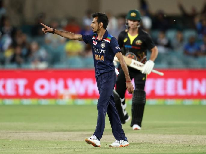 India vs Australia : Concussion Substitute Yuzvendra Chahal and T Natarajan shine; India won by 11 runs  | India vs Australia : बदली खेळाडू युजवेंद्र चहलनं फिरवला सामना, टीम इंडियानं मारली बाजी