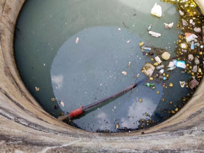 The body of a minor was found half-dead in a well | अल्पवयीन मुलाचा मृतदेह अर्धवटस्थितीत आढळला विहिरीत The body of a minor was found half-dead in a well | अल्पवयीन मुलाचा मृतदेह अर्धवटस्थितीत आढळला विहिरीत