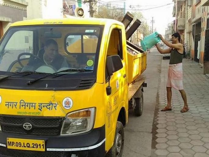 In Indore, the expenditure on sanitation of the city is 152 crores annually | इंदूरमध्ये शहर स्वच्छतेवर दरवर्षी १५२ कोटी खर्च In Indore, the expenditure on sanitation of the city is 152 crores annually | इंदूरमध्ये शहर स्वच्छतेवर दरवर्षी १५२ कोटी खर्च