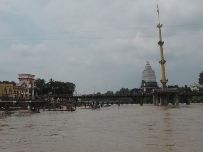 Left in the middle of the Indrayani despite not being able to swim Drowning death of 11-year-old boy, crime against father | पोहता येत नसतानाही इंद्रायणीच्या मध्यभागी सोडले; ११ वर्षीय मुलाचा बुडून मृत्यू, वडिलांवर गुन्हा Left in the middle of the Indrayani despite not being able to swim Drowning death of 11-year-old boy, crime against father | पोहता येत नसतानाही इंद्रायणीच्या मध्यभागी सोडले; ११ वर्षीय मुलाचा बुडून मृत्यू, वडिलांवर गुन्हा