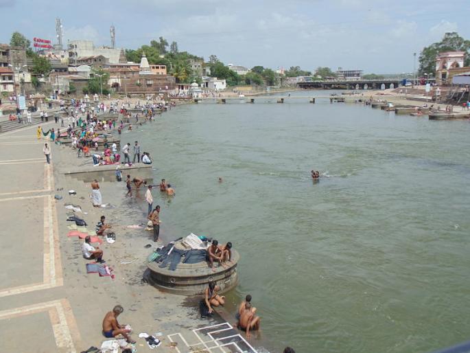 Indrayani who is sacred to Varakaras in a new form 1500 crores for the beautification of the river | वारकऱ्यांना पवित्र असणारी इंद्रायणी नव्या रूपात; नदीच्या सुशोभीकरणासाठी १५०० कोटी Indrayani who is sacred to Varakaras in a new form 1500 crores for the beautification of the river | वारकऱ्यांना पवित्र असणारी इंद्रायणी नव्या रूपात; नदीच्या सुशोभीकरणासाठी १५०० कोटी