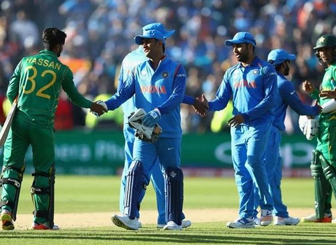 400,000 ticket applicants for India vs Pakistan World Cup game, reveals tournament Director Steve Elworthy | ... तरीही भारत-पाक सामन्याला डिमांड; 25 हजार तिकिटांसाठी 4 लाख अर्ज