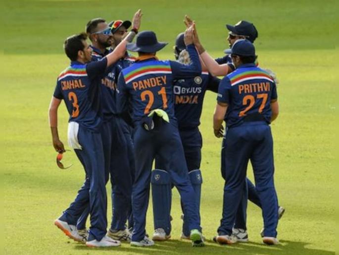 IND Vs SL 1st T20I Live: India defeats Sri Lanka in the 1st T20i by 38 runs | IND Vs SL 1st T20I Live : श्रीलंकेच्या 15 धावांत 6 विकेट्स पडल्या; दीपक चहरनं सामना फिरवला, भुवनेश्वर कुमारनं विजय पक्का केला!