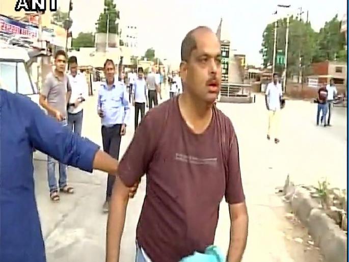 Violence started in Punjab, Haryana; | पंजाब-हरियाणामध्ये जमाव झाला हिंसक! रेल्वेस्टेशन, गाडयांची जाळपोळ, हवेत गोळीबार Violence started in Punjab, Haryana; | पंजाब-हरियाणामध्ये जमाव झाला हिंसक! रेल्वेस्टेशन, गाडयांची जाळपोळ, हवेत गोळीबार