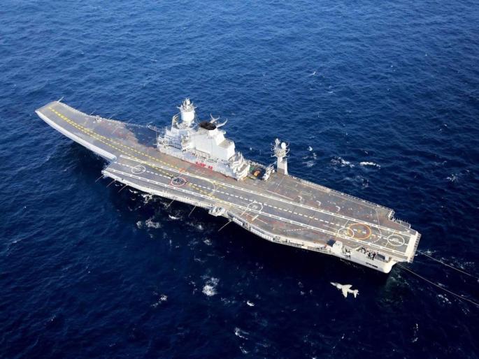incident of fire on board navy aircraft carrier ins vikramaditya karwar karnataka | नौदलाची युद्धनौका INS Vikramaditya मध्ये आग, बोर्ड ऑफ इन्क्वायरीचे आदेश incident of fire on board navy aircraft carrier ins vikramaditya karwar karnataka | नौदलाची युद्धनौका INS Vikramaditya मध्ये आग, बोर्ड ऑफ इन्क्वायरीचे आदेश