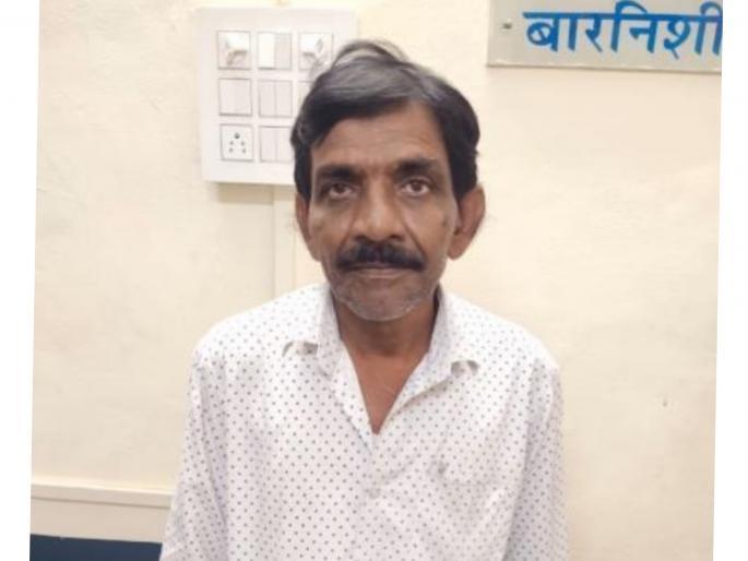 Parli's notorious Darumafia booked under MPDA; Sent to Harsul Jail | परळीतील कुख्यात दारुमाफिया स्थानबध्द; हर्सूल कारागृहात रवानगी Parli's notorious Darumafia booked under MPDA; Sent to Harsul Jail | परळीतील कुख्यात दारुमाफिया स्थानबध्द; हर्सूल कारागृहात रवानगी