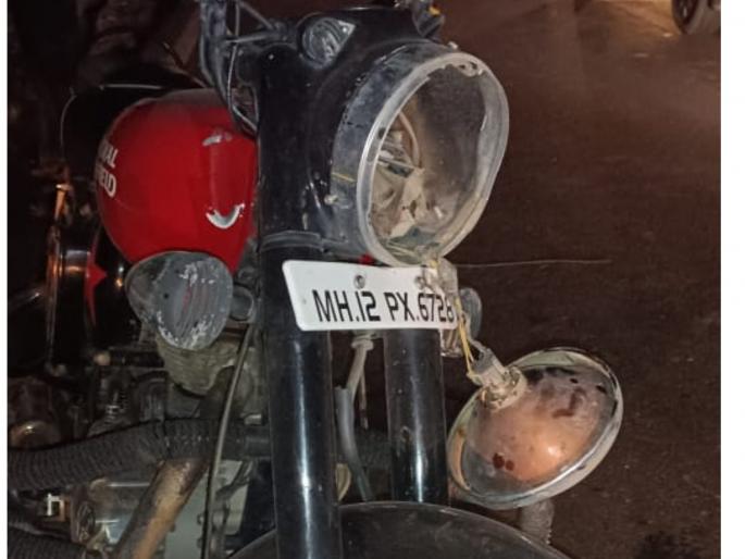 A young man on his way to the village for Bhaubij from Pune died in an accident near Ashti | भाऊबीजेची ओवाळणी अर्धवट राहिली; पुण्याहून गावाकडे निघालेल्या तरुणाचा अपघातात मृत्यू A young man on his way to the village for Bhaubij from Pune died in an accident near Ashti | भाऊबीजेची ओवाळणी अर्धवट राहिली; पुण्याहून गावाकडे निघालेल्या तरुणाचा अपघातात मृत्यू