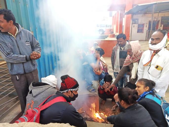 Now leave Mahabaleshwar, go to Parbhani; The mercury dropped to 5.7 degrees | आता महाबळेश्वर सोडा, परभणीला चला; पारा ५.७ अंशावर घसरला Now leave Mahabaleshwar, go to Parbhani; The mercury dropped to 5.7 degrees | आता महाबळेश्वर सोडा, परभणीला चला; पारा ५.७ अंशावर घसरला