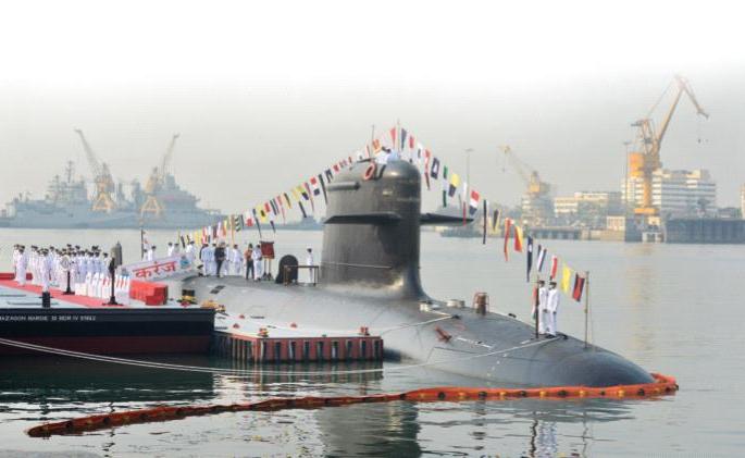 Launch of INS Karanj; India's naval power increased | ‘आयएनएस करंज’चे जलावतरण; भारताचे सागरी सामर्थ्य वाढले Launch of INS Karanj; India's naval power increased | ‘आयएनएस करंज’चे जलावतरण; भारताचे सागरी सामर्थ्य वाढले